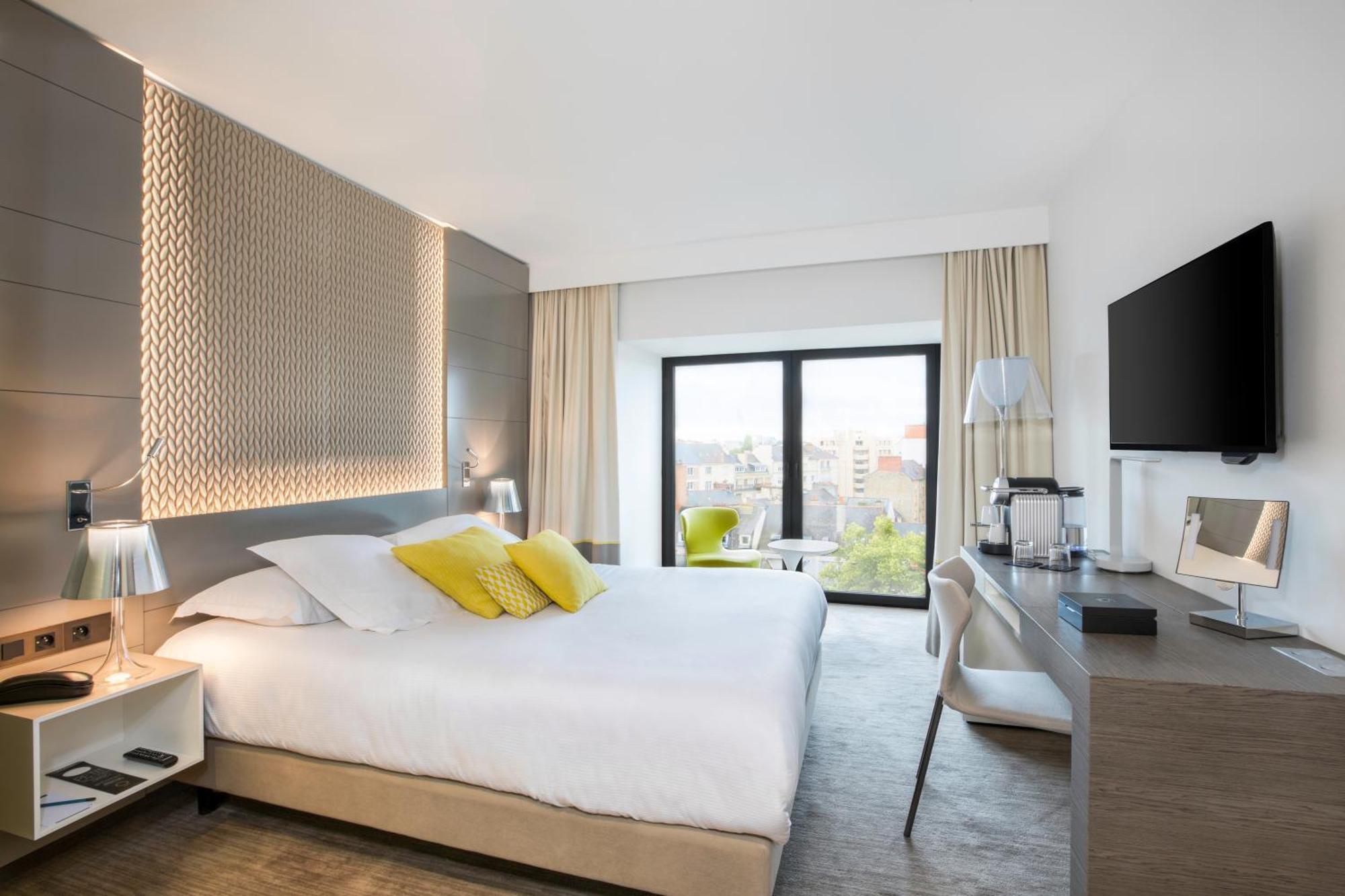 BW Premier Collection Le Saint Antoine Hotel Et Spa Rennes Exterior photo